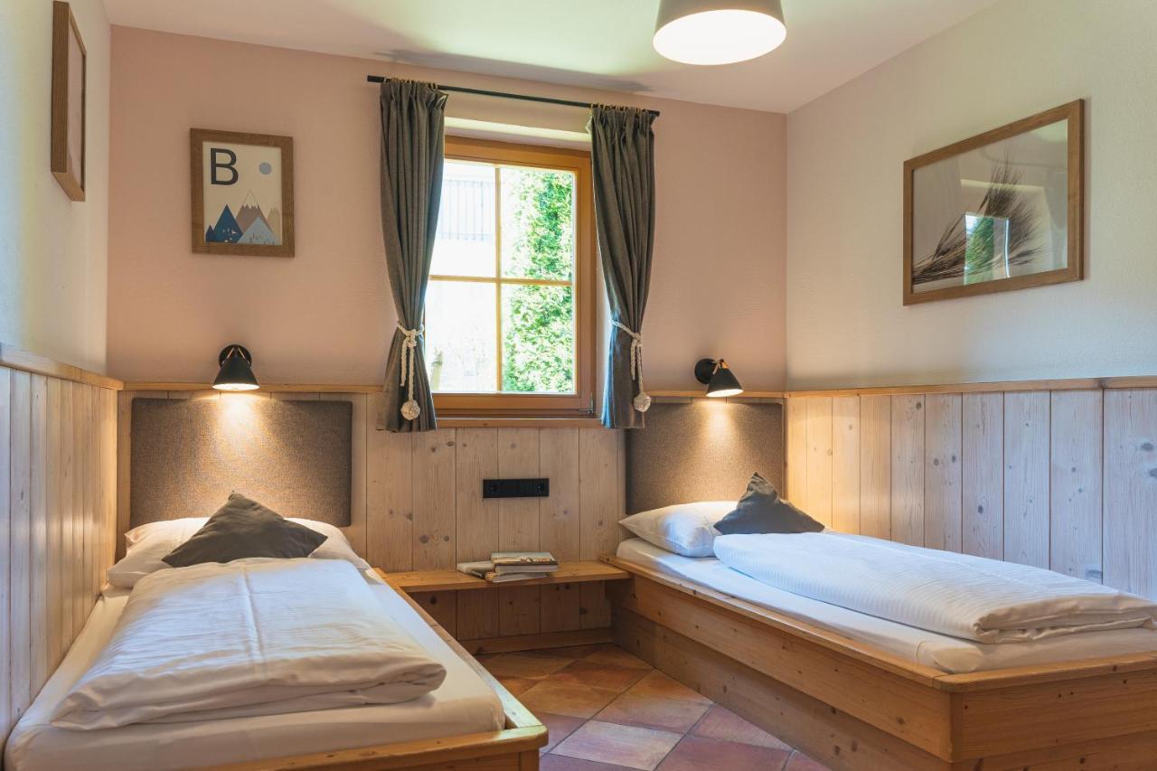 Dorfchalets Kaprun Exteriör bild