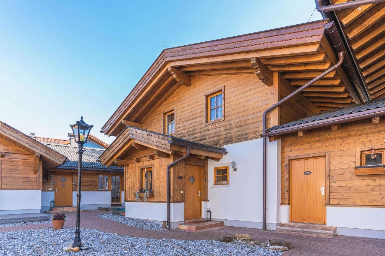 Dorfchalets Kaprun Exteriör bild