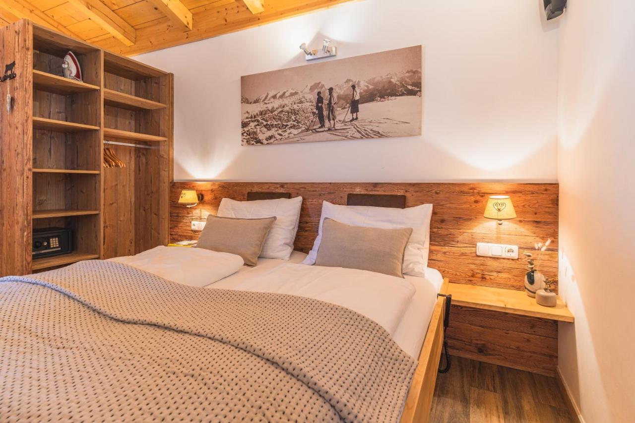 Dorfchalets Kaprun Exteriör bild