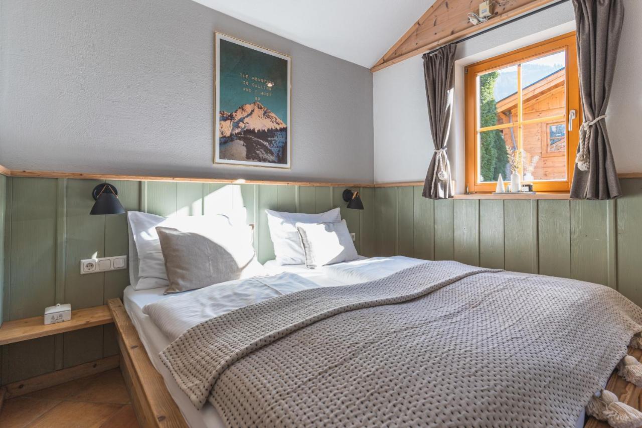 Dorfchalets Kaprun Exteriör bild