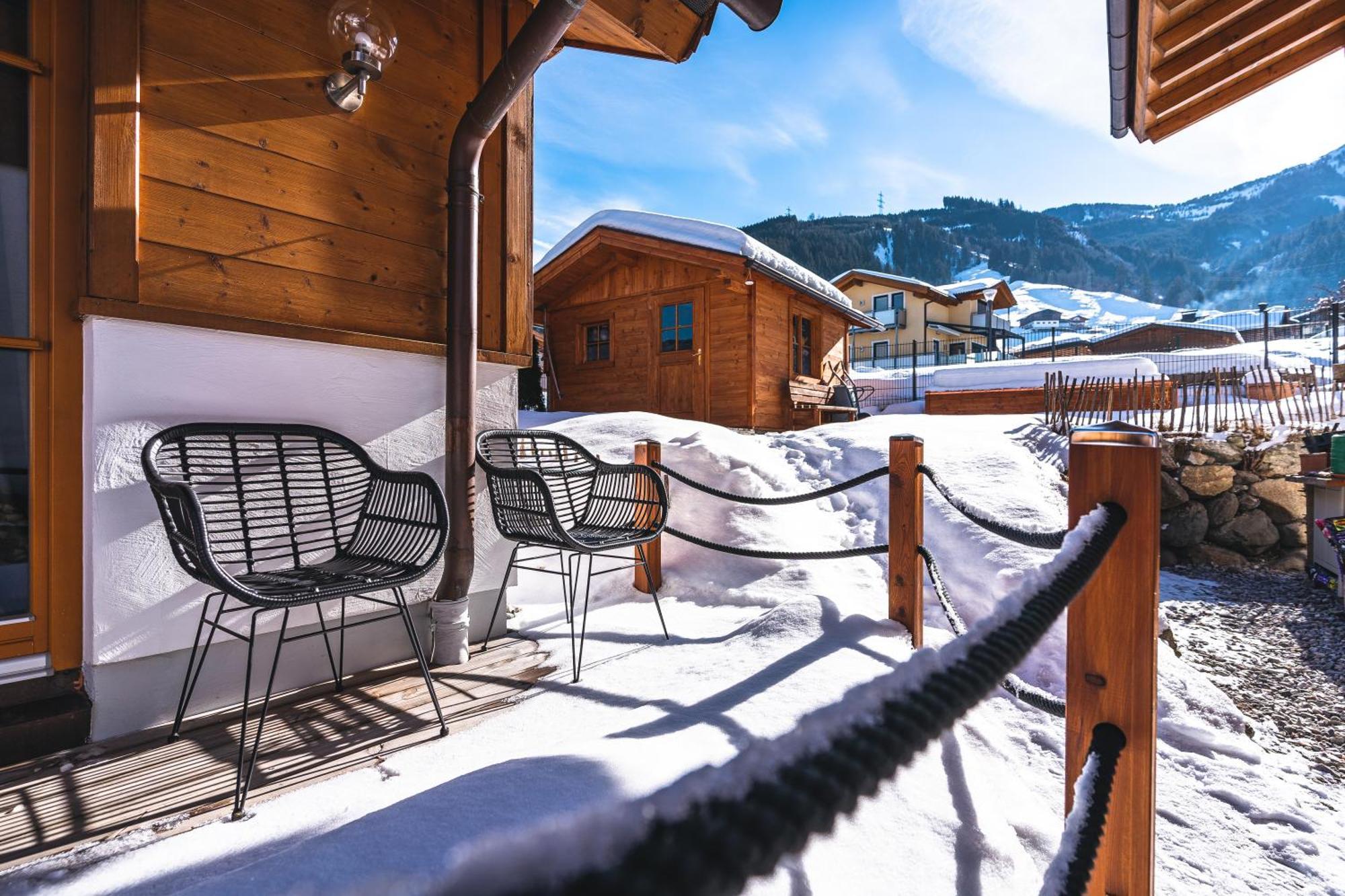 Dorfchalets Kaprun Exteriör bild