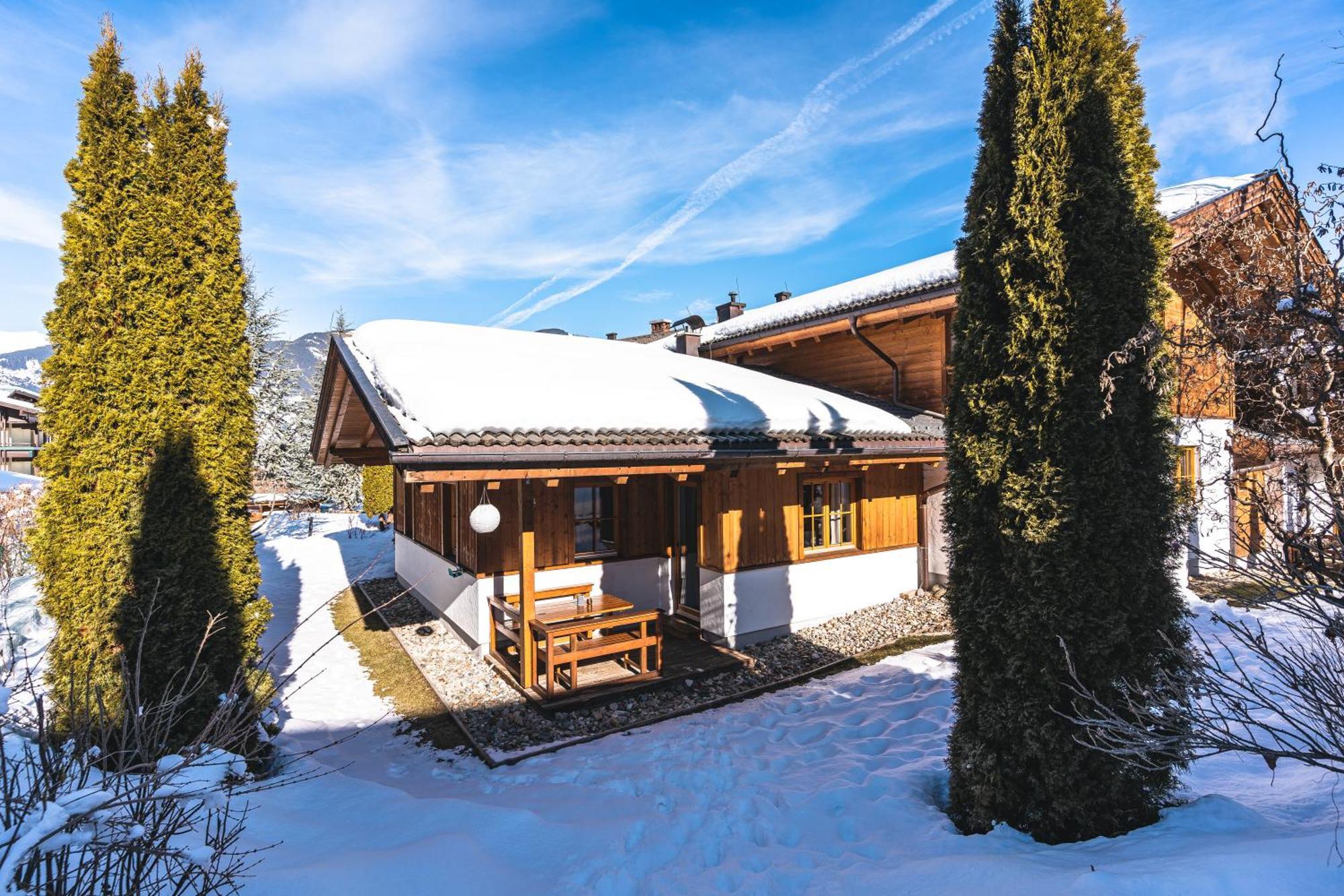 Dorfchalets Kaprun Exteriör bild