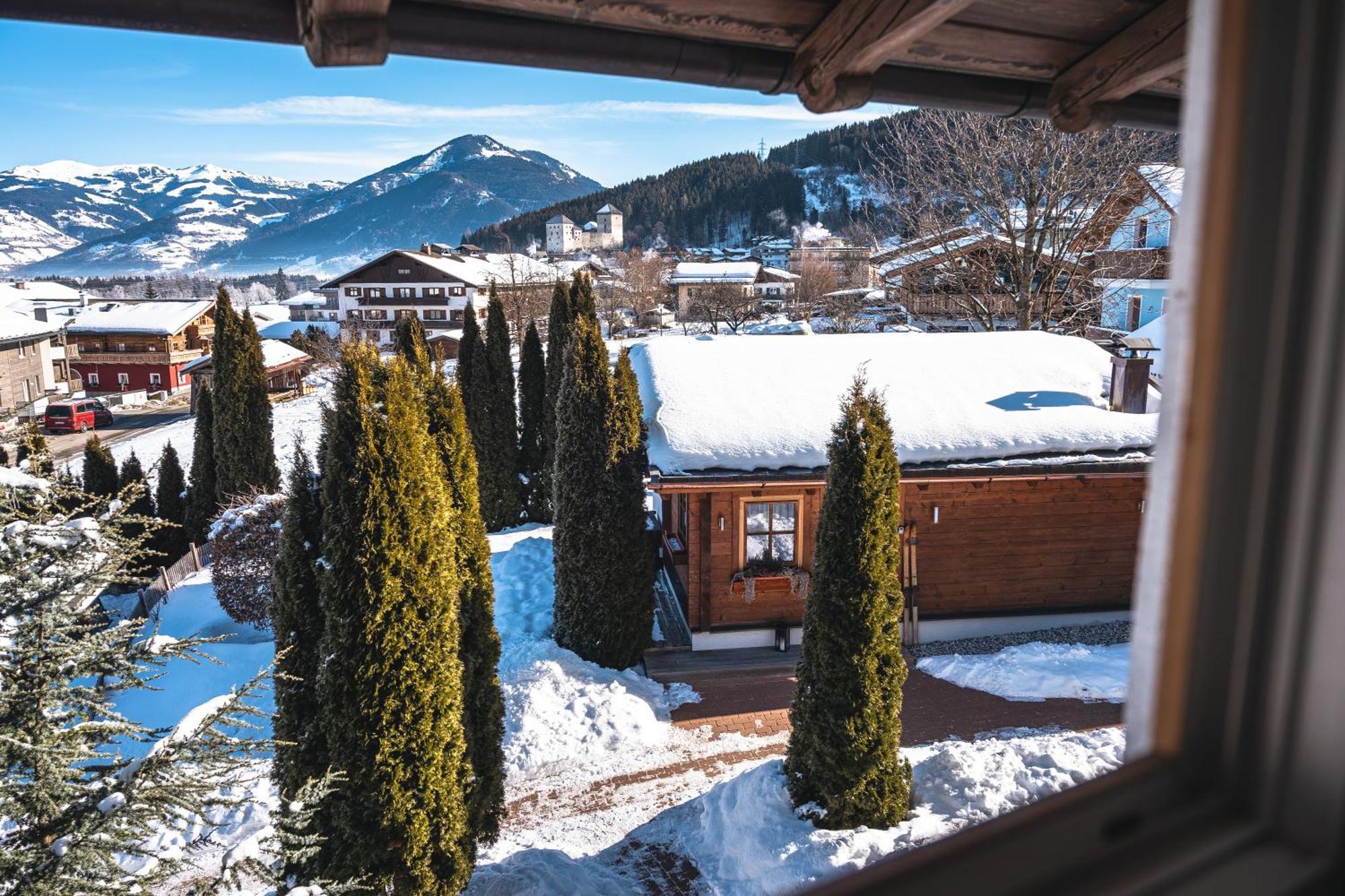 Dorfchalets Kaprun Exteriör bild