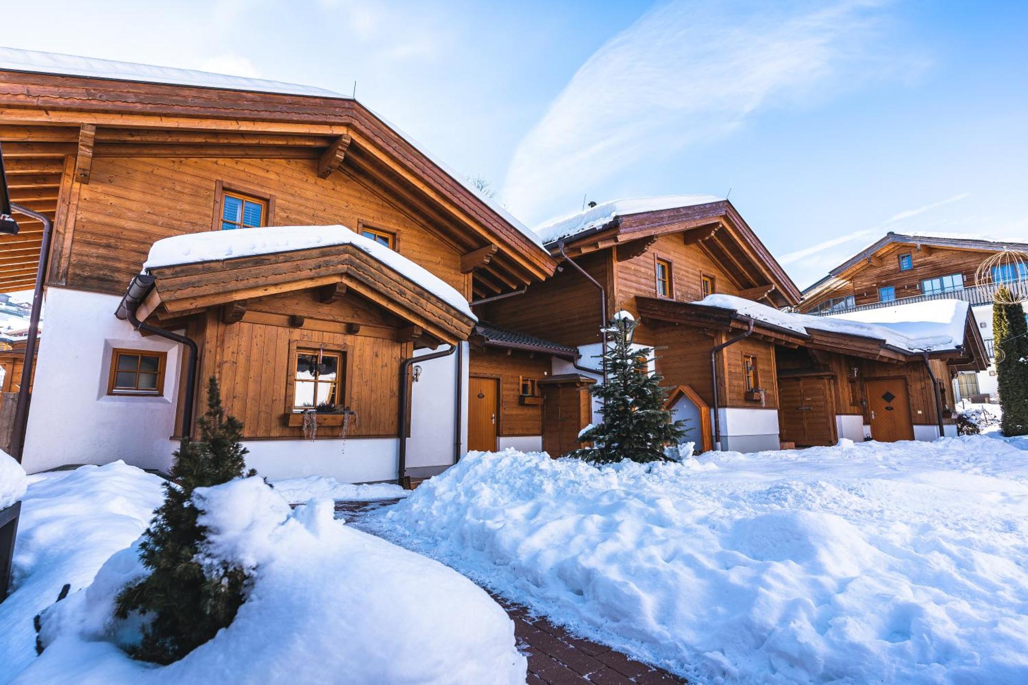 Dorfchalets Kaprun Exteriör bild